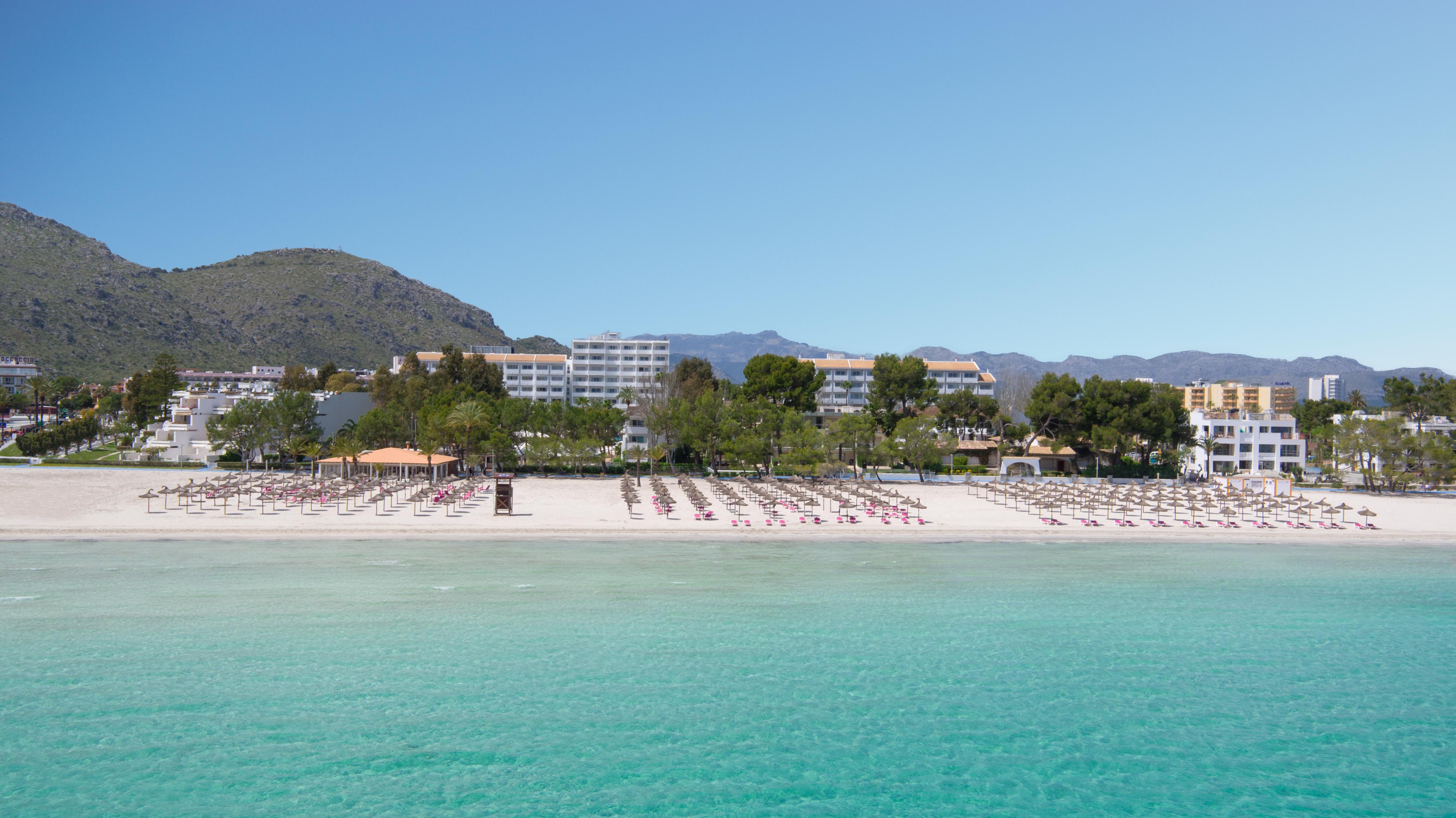 Hotel Iberostar Waves Ciudad Blanca 4*