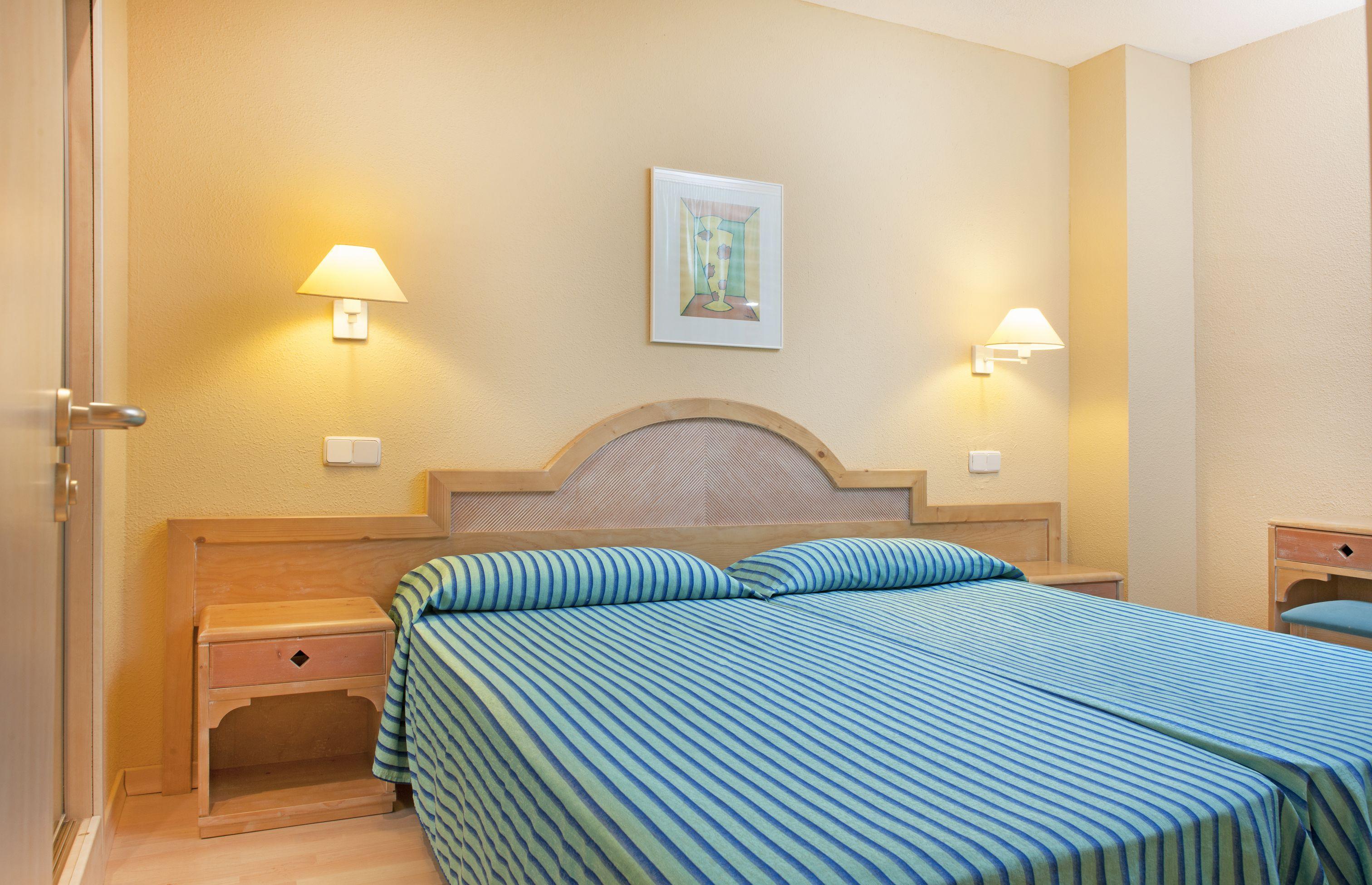 Iberostar Waves Ciudad Blanca Hotel 4*